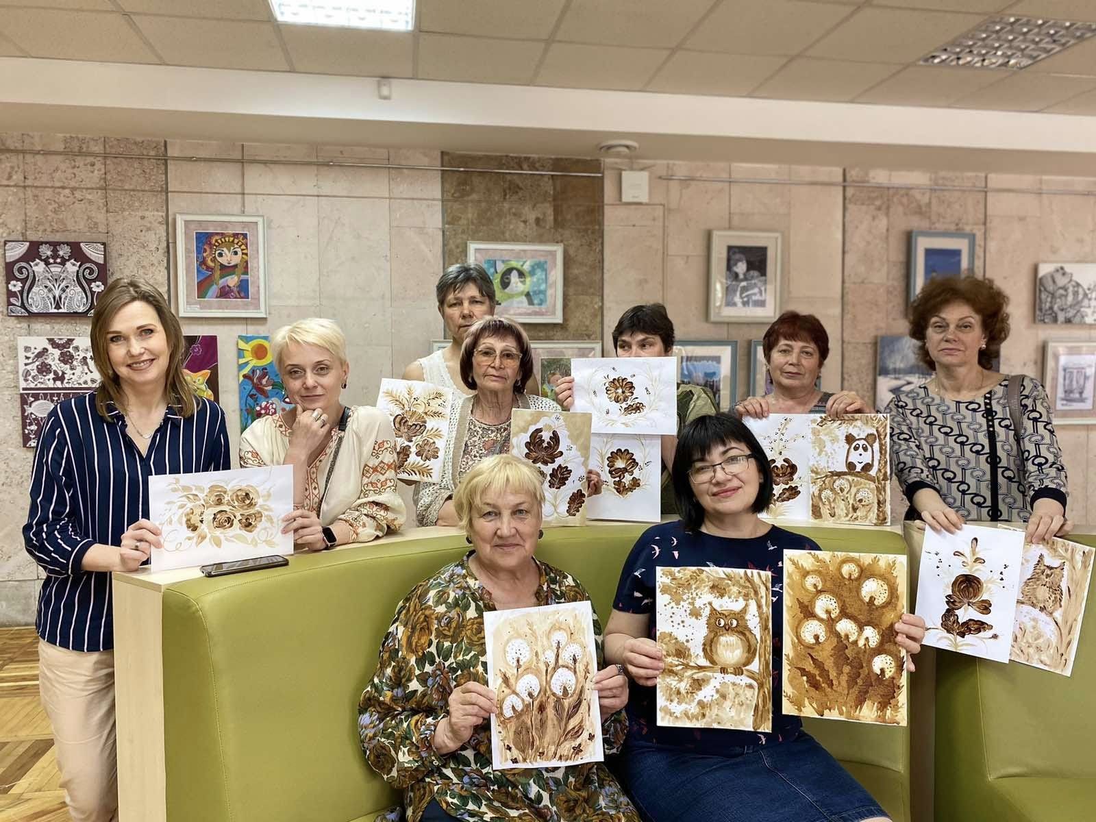 Для шанувальників - заняття з аромаграфіки